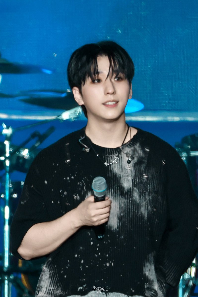 ㅇㅇ🫧 tweet media