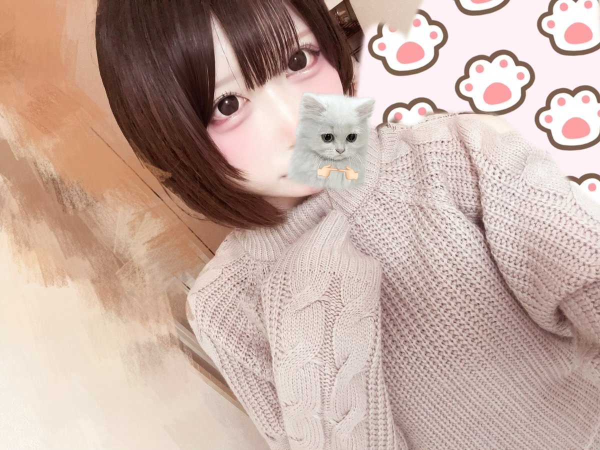 uusa_chan's tweet photo. 明日🐰9時～17時まで出勤です♩
空き枠11時30分からまだありますので
気になったおにいさんぜひ会いにきてくれるとうれしいです…ᐡᴗ͈  ̫ ᴗ͈ᐡ♡ https://t.co/s8TjueAbJT