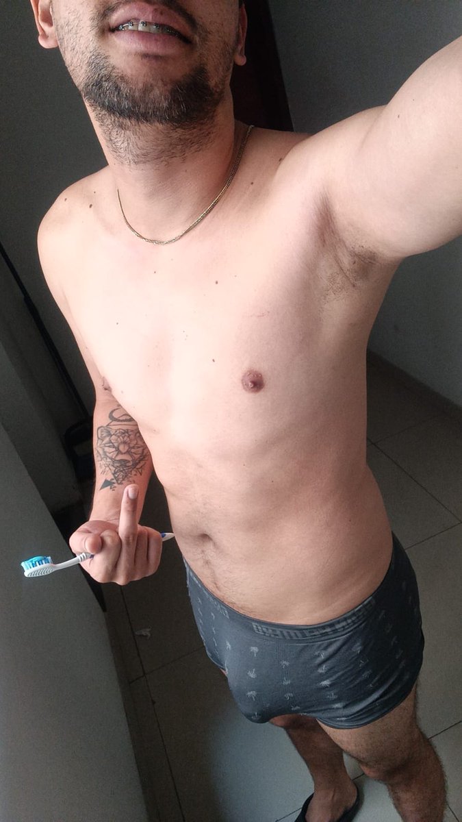 Me desperté con ganas de problemas... de esos que se resuelven sin ropa y con mucha intensidad. 😈🔥 ¿Te atreves a jugar conmigo o te da miedo perder el control? ⛓️
Te espero donde ya sabes.
#GayAdult #Spicy #MundoGay