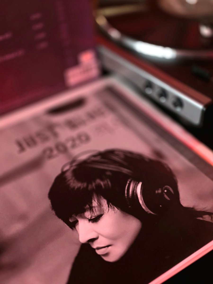<JUST BLUES 2020 적우 A tribute to 신촌블루스> 힘들게 구한 명반이다. 하늘에 계신 김현식님께서 잘하고있다~ 하고 적우님 어깨를 툭툭 두드려주는 상상을 한다
