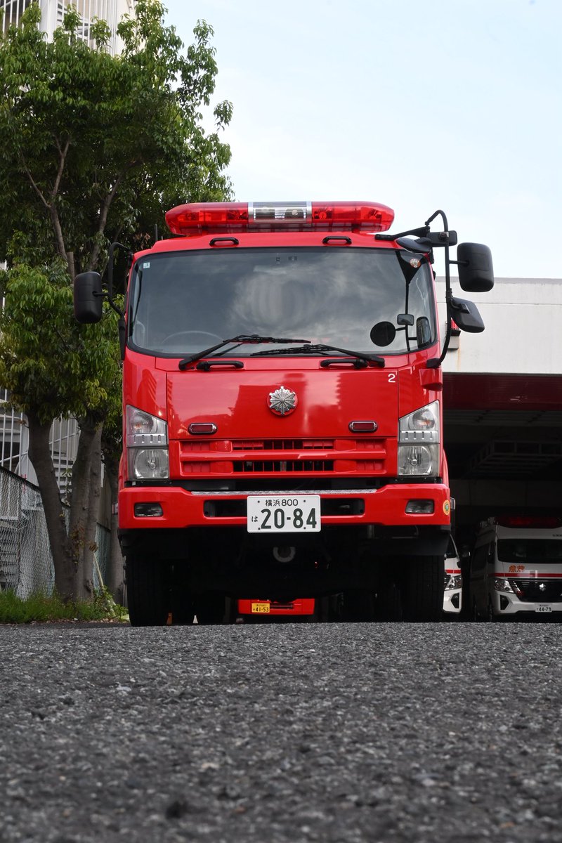b_zn87697's tweet photo. 「旧旭2」 
横浜市消防旭消防署　
旭第二消防隊　
0901 
"旭2 
: 
新車での運用に伴い鶴見増強2での新たなスタート　
#横浜市消防局　
#旭消防署 https://t.co/1fflWPoLhO