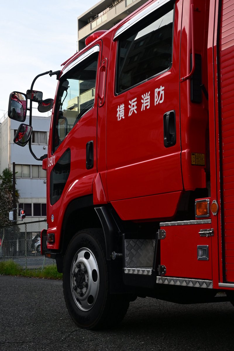 b_zn87697's tweet photo. 「旧旭2」 
横浜市消防旭消防署　
旭第二消防隊　
0901 
"旭2 
: 
新車での運用に伴い鶴見増強2での新たなスタート　
#横浜市消防局　
#旭消防署 https://t.co/1fflWPoLhO