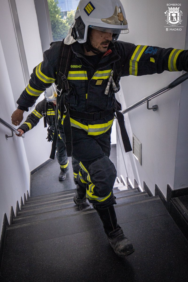 Bomberos Madrid tweet media