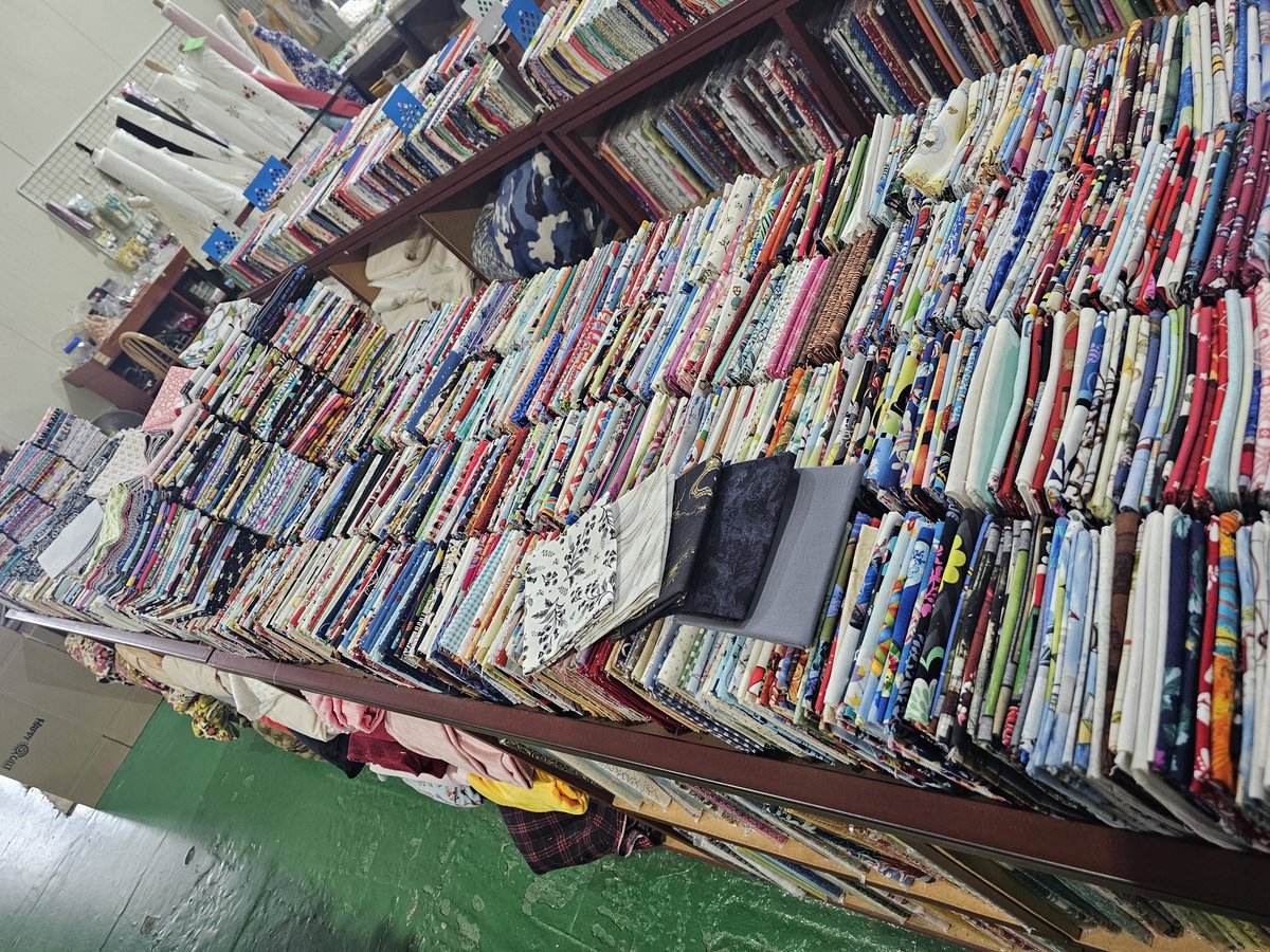 흑염소 tweet media