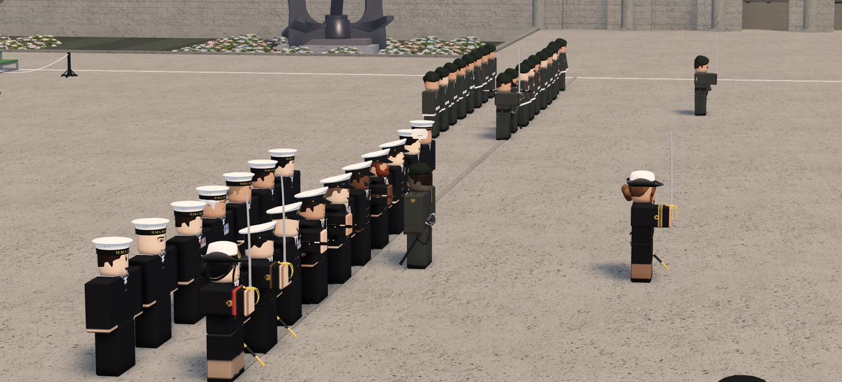 MODRblx_'s tweet photo. 📷 🇬🇧 At Britannia Royal Naval Collage in Dartmouth, the British Armed Forces formed up on the Parade Square for the Bi-Weekly BAF Inspection. 

The BAF wide inspection is a long standing tradition, in which the General Staff review activity and speak directly to the troops. https://t.co/iN7yzEGpPN