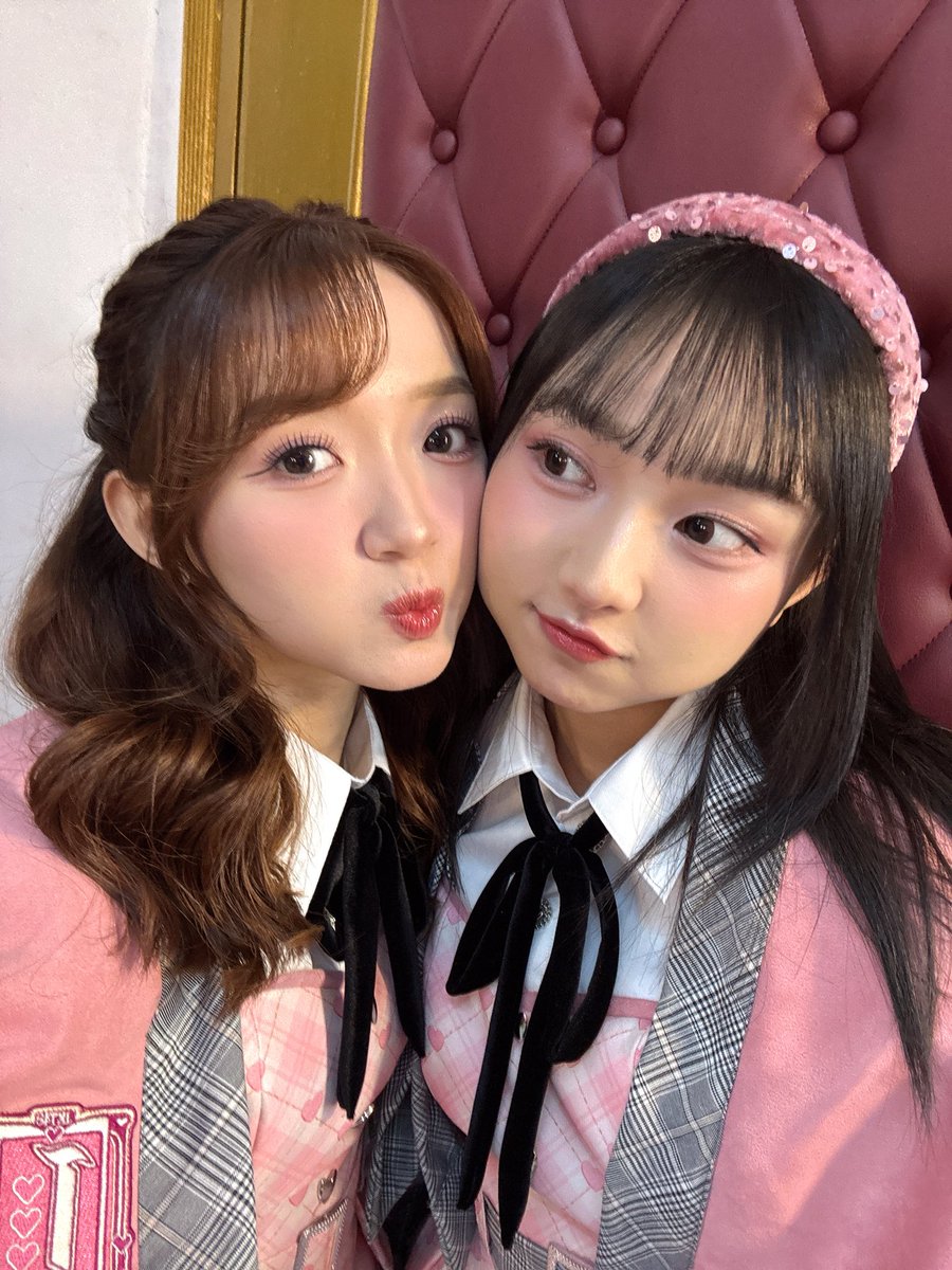 Aurellia tweet media