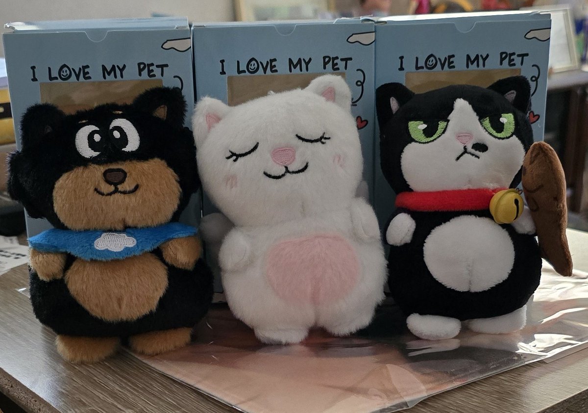 あゆちゃん(<a href="/hyuk_ayumi/">❤︎Ayu❤︎</a>)のおかげでマビのグッズのぬいキーが手に入りました🥰⁡⁡もう手に入らないと諦めてたから本当嬉しい😊
渡韓するチングちゃん達のおかげでグッズも色々と手に入り感謝です💕
本当にありがとう🤗
イェソンさんのLiveに連れて行きます😊
⁡#MouseRabbit ⁡⁡
#YES_THE_DAY