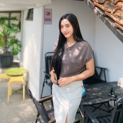 HerniNey's tweet photo. #FotoProfilBaru https://t.co/VjCXhDVxXB