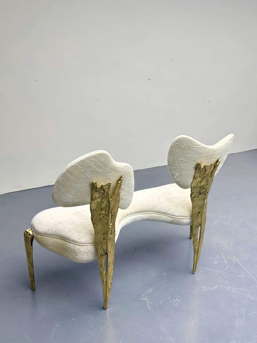 Zoecunk's tweet image. Artistic Designer Gold Folio Chair For Dining or Living Room Place. 

Gold Brass always makes 100% high-end finish furniture, and also outfits are outstanding. 

Customizable Furniture. 

DM us for more info. 

#highendfurniture #artisticchair #designerchairs #brasgold #gold