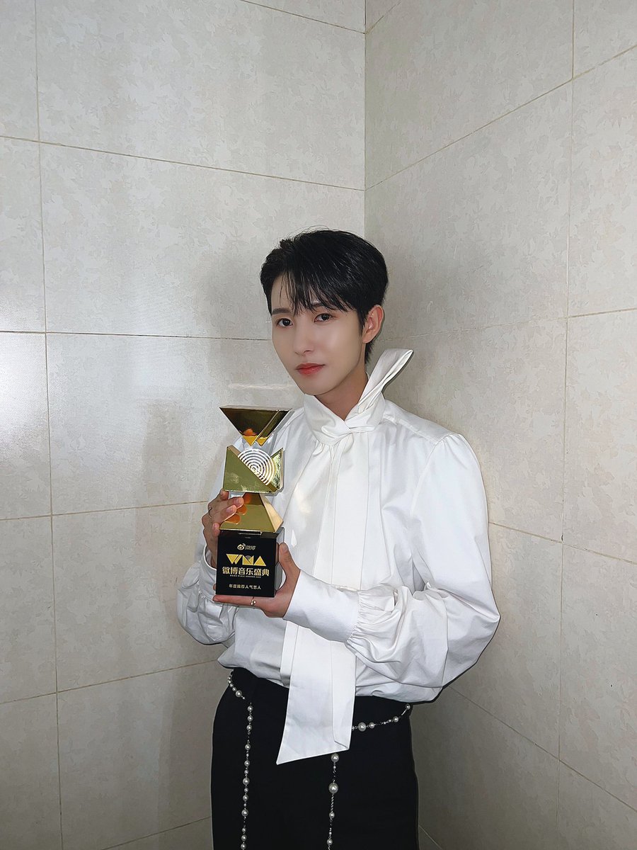 renjunism⚡️ tweet media