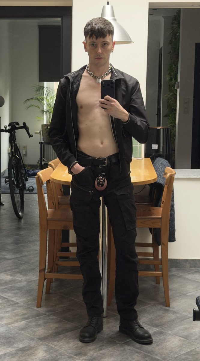 KinkyButtGuy 🇧🇪🏳️‍🌈 tweet media