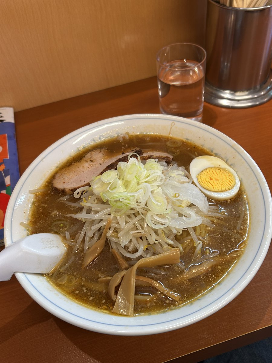 イノウエアキラ tweet media