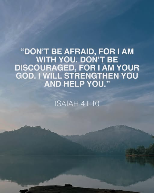 Jesus_Savior's tweet image. You don't have to be afraid. You are not alone. God can give you lasting hope. Do you want this? Visit hopewithGod.com/hope to discover what it means to receive God's hope. #faith #hope #love #Jesus