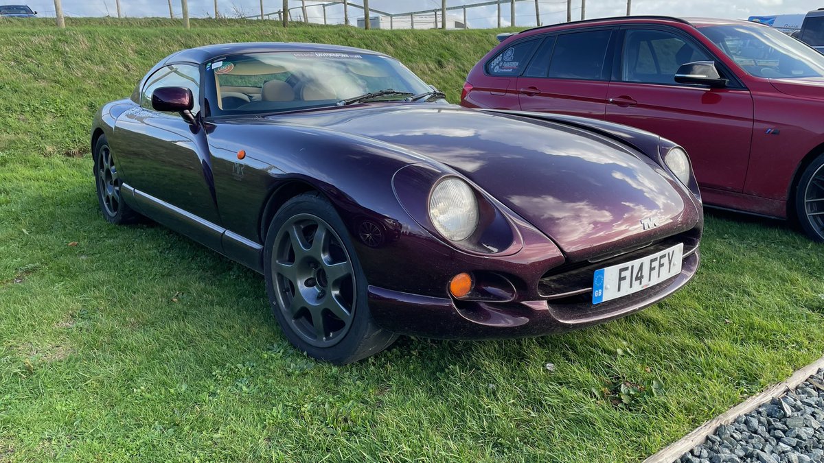 ShropsArchitect's tweet photo. TVR Cerbera in red. 1990s.
#CarTwitter #ACTCP #CarSpotting https://t.co/D6l6hGopEU