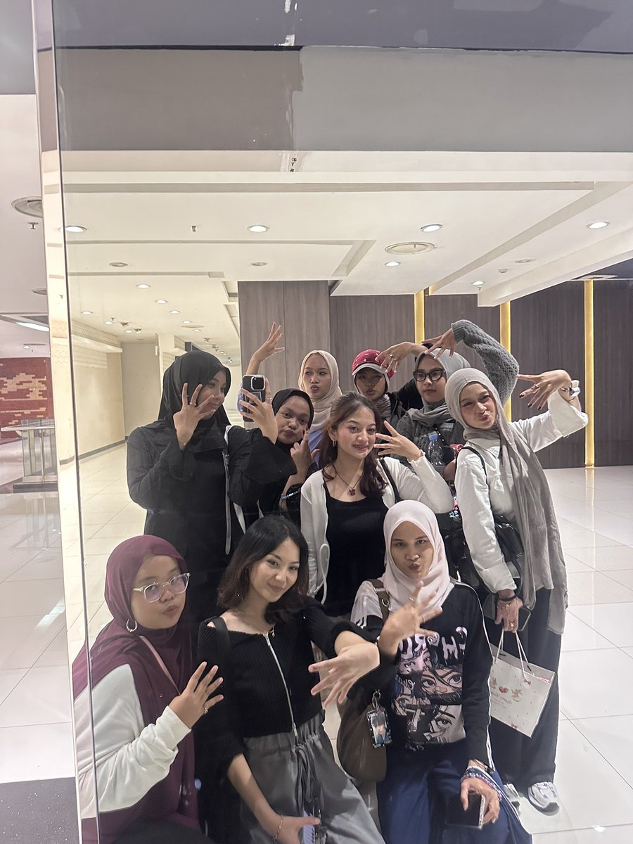 alika | jfb by tweet media