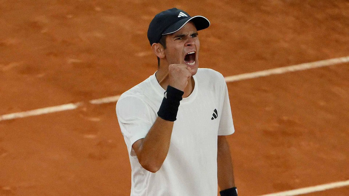 teozorzoli's tweet image. Primi 12 incontri su terra battuta in carriera a livello Atp

🇪🇸 #Jodar 11-1
🇪🇸 #Nadal 8-4
🇮🇹 #Sinner 6-6
🇪🇸 #Alcaraz 6-6
🇷🇸 #Djokovic 5-7
🇨🇭 #Federer 1-11

🤯