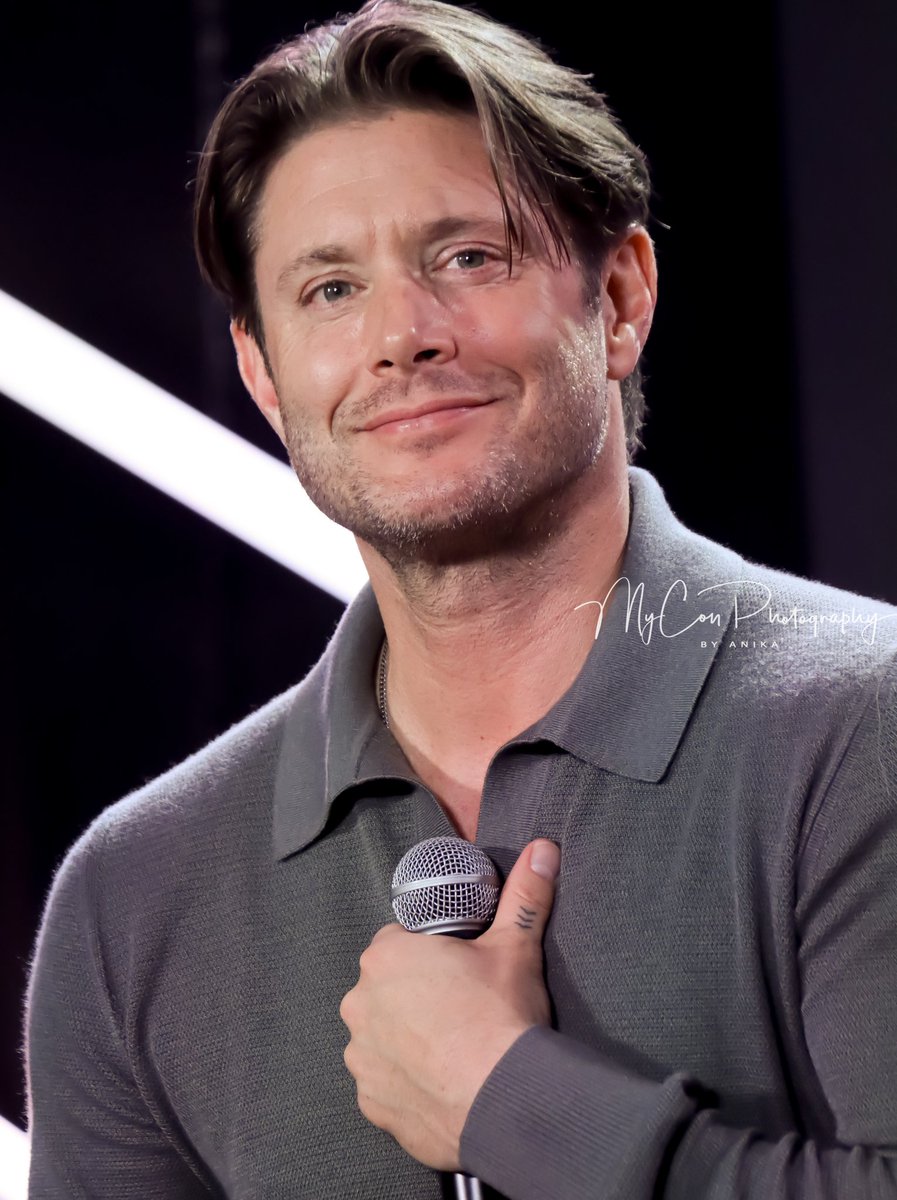 myconphoto's tweet photo. Jensen at #Jib16 ✨
Saturday 

#jensenackles #jusinbellocon #theboys #Supernatural #SoldierBoy #DeanWinchester #spnfamily #jibfamily https://t.co/5Io5iI5Afe