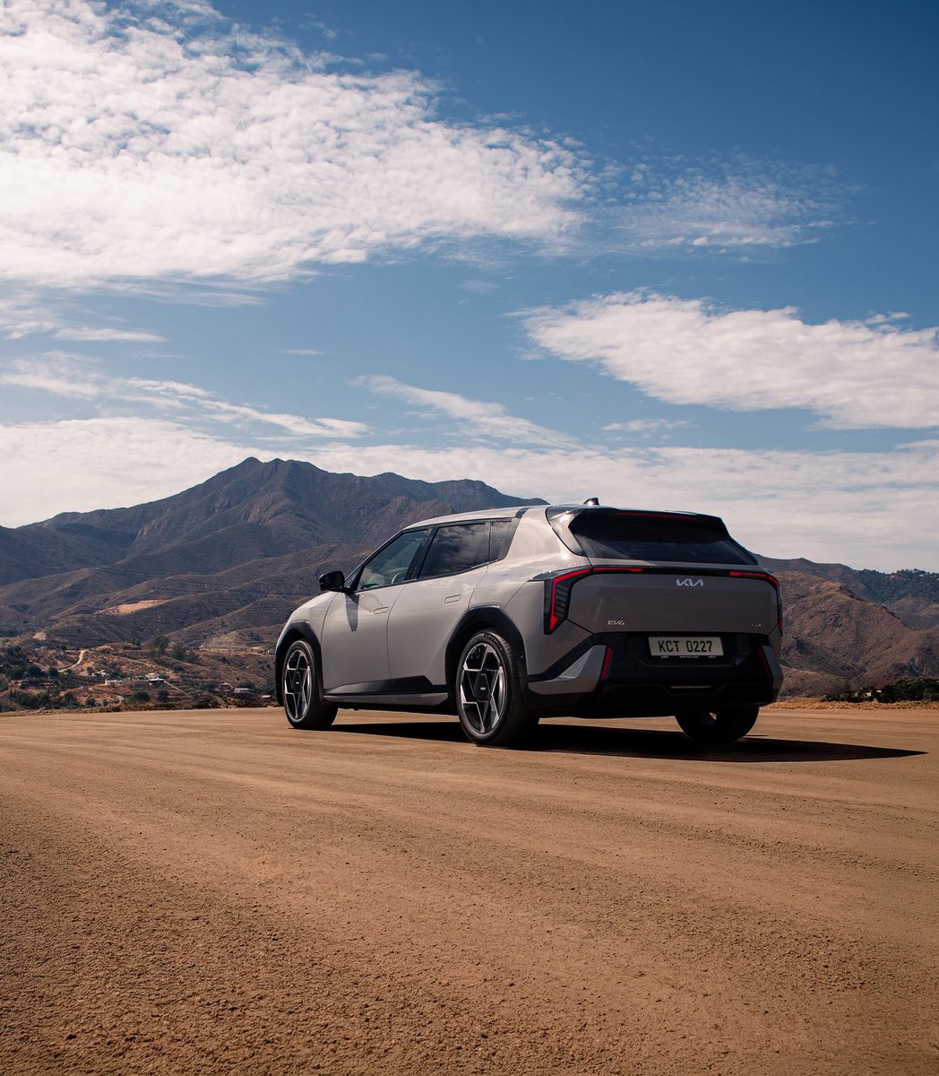 Kia_Worldwide's tweet image. With the EV4, adventure goes beyond the city. 

(IG) carsbycasper for autorai.nl

#Kia #EV4 #EV4GTL #MovementThatInspires