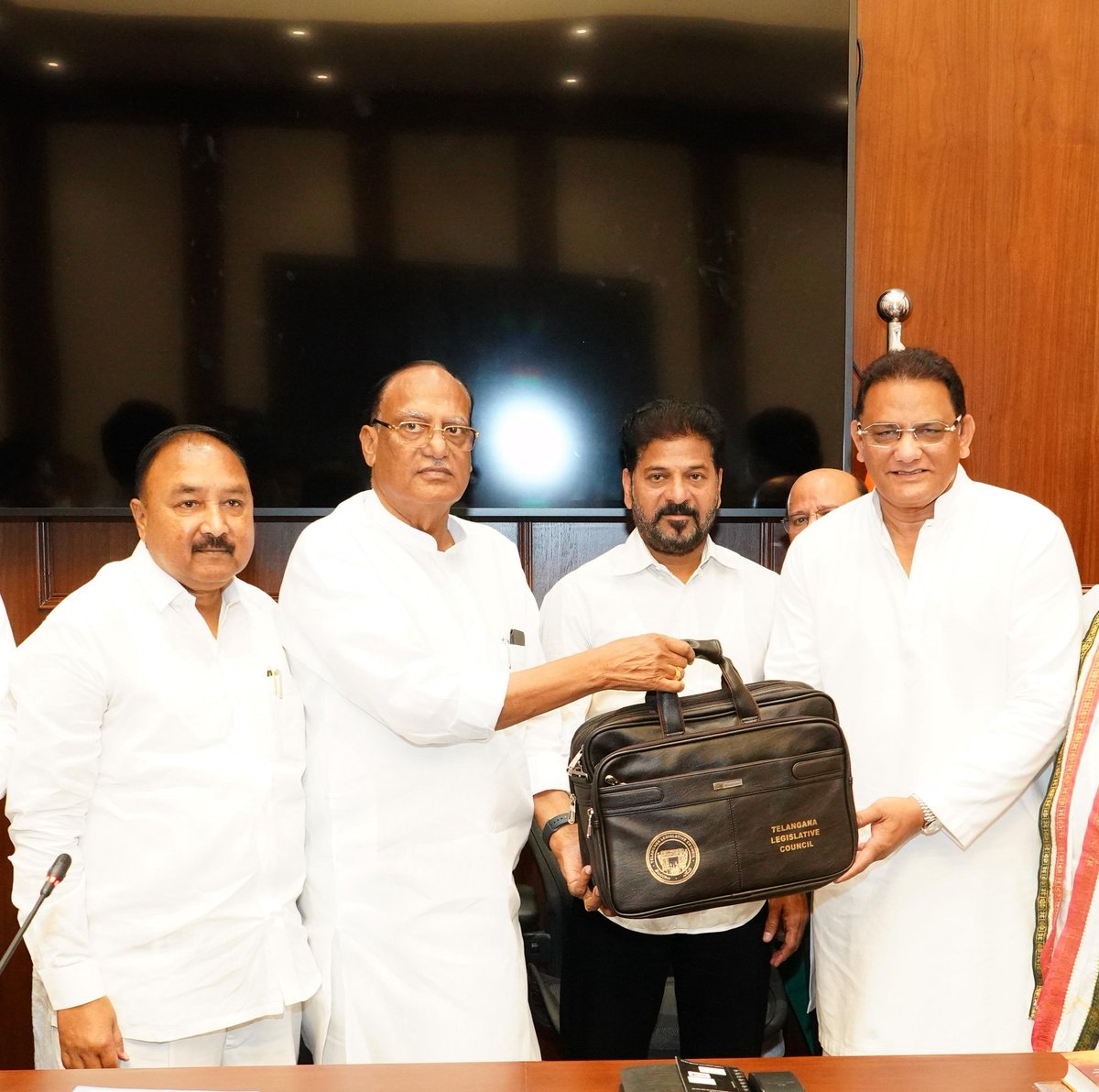 Gutha Sukender Reddy tweet media