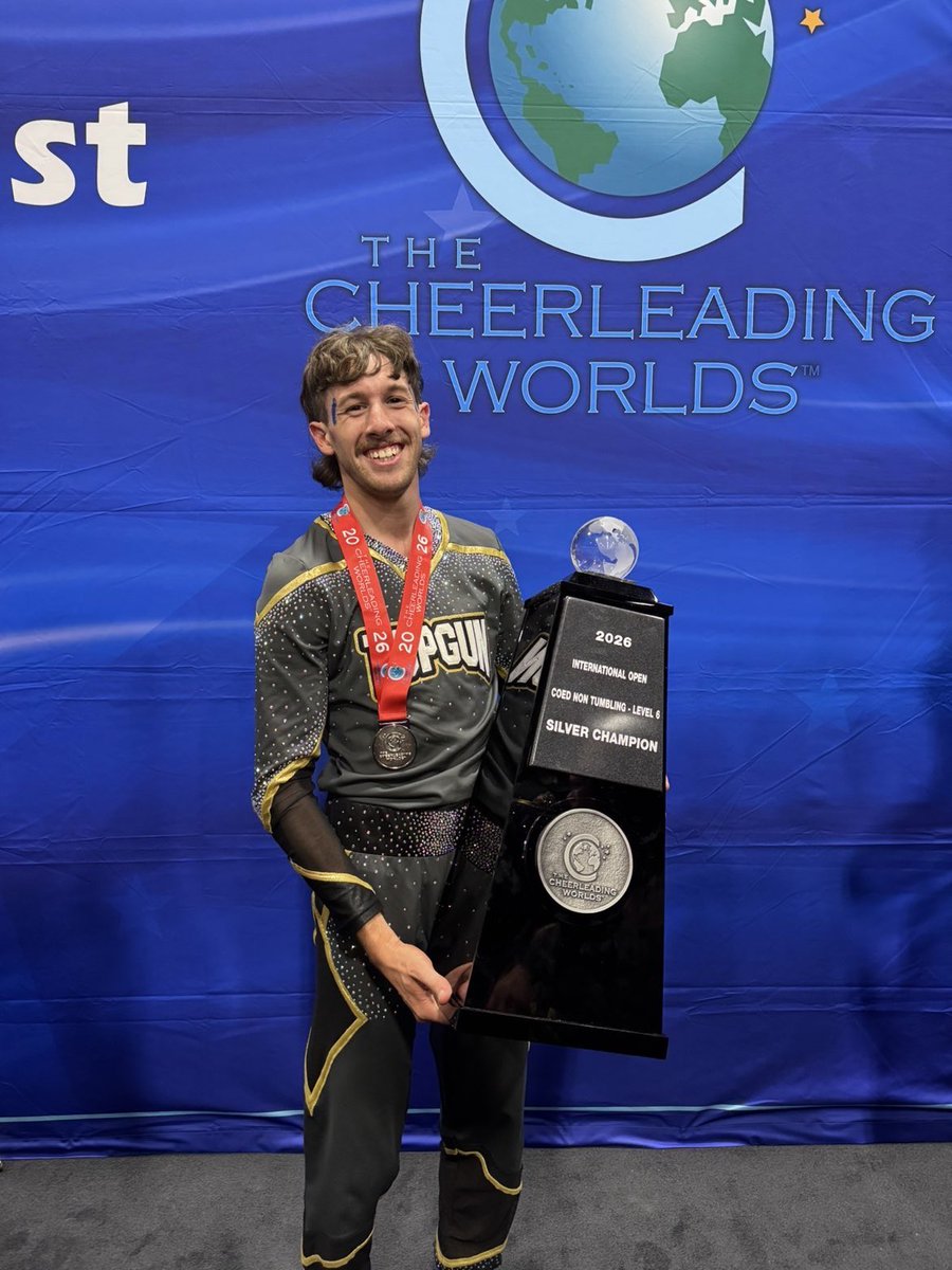 CodyBreeding7's tweet photo. Made history with a first year gym and first year team. I love you forever DyNasTy.💙💙 #ittgn https://t.co/axuNXCZ8W9