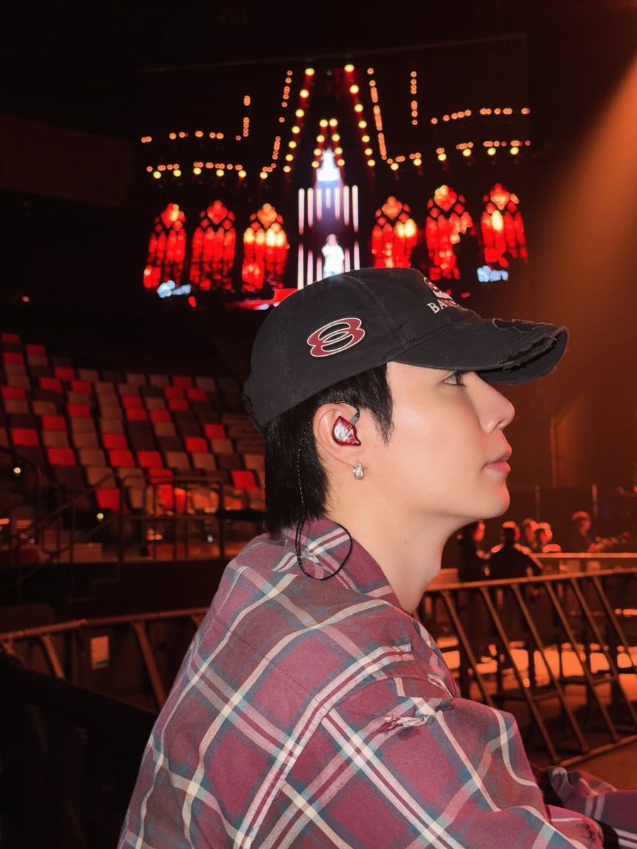 julfeb ♡ tweet media