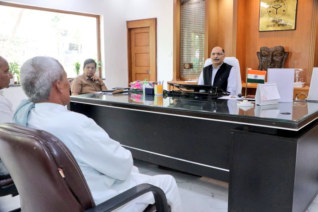 Divisional Commissioner Agra tweet media