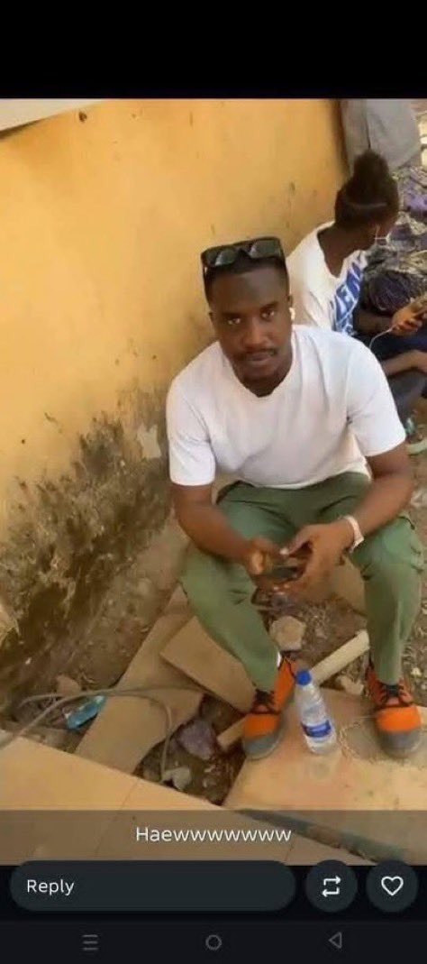 Lola Okunrin tweet media