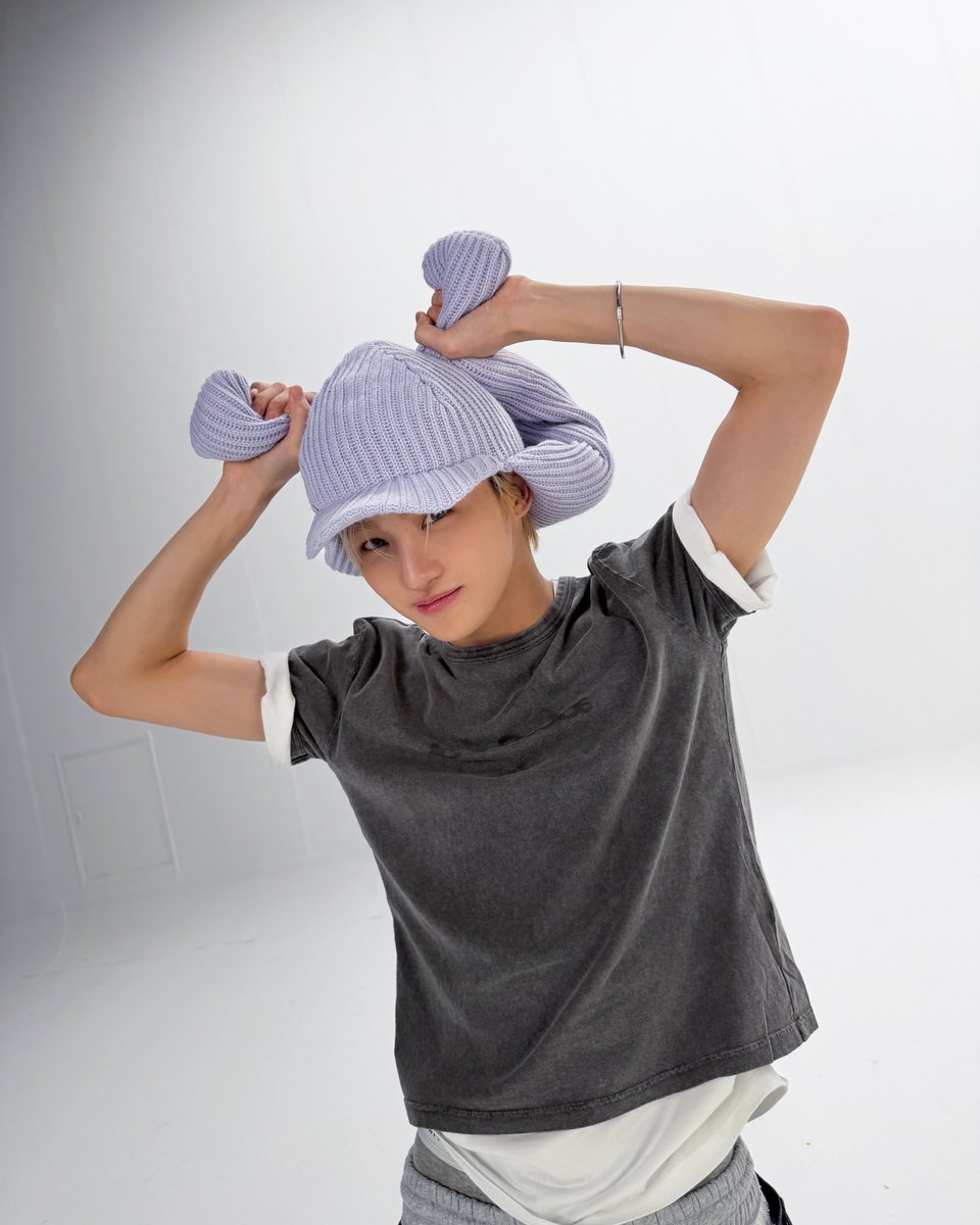jihoon. tweet media