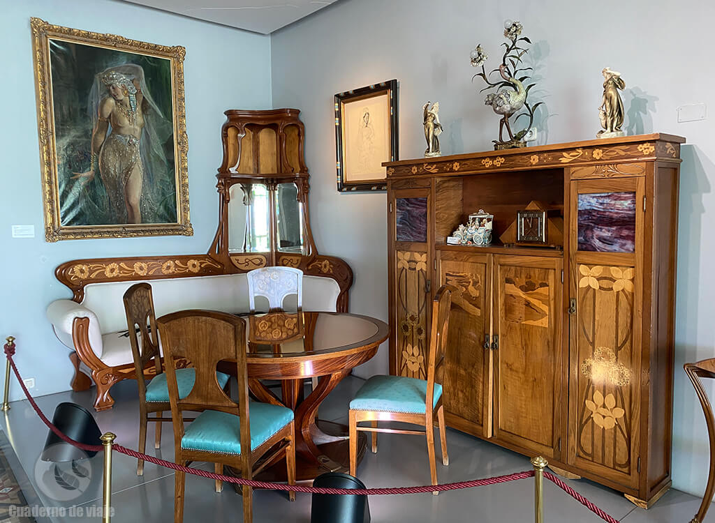 museocasalis's tweet image. David y Raquel son viajeros. 🧳🌎¡Y blogueros! 

Tras visitar el #museo, han escrito un precioso post sobre esta, vuestra #casa 

¡Gracias por venir, vivir la magia de #Lis y multiplicarla con tanto cariño, amigos! ⚜️

@cuadernodavid🔗cuadernodeviaje.net