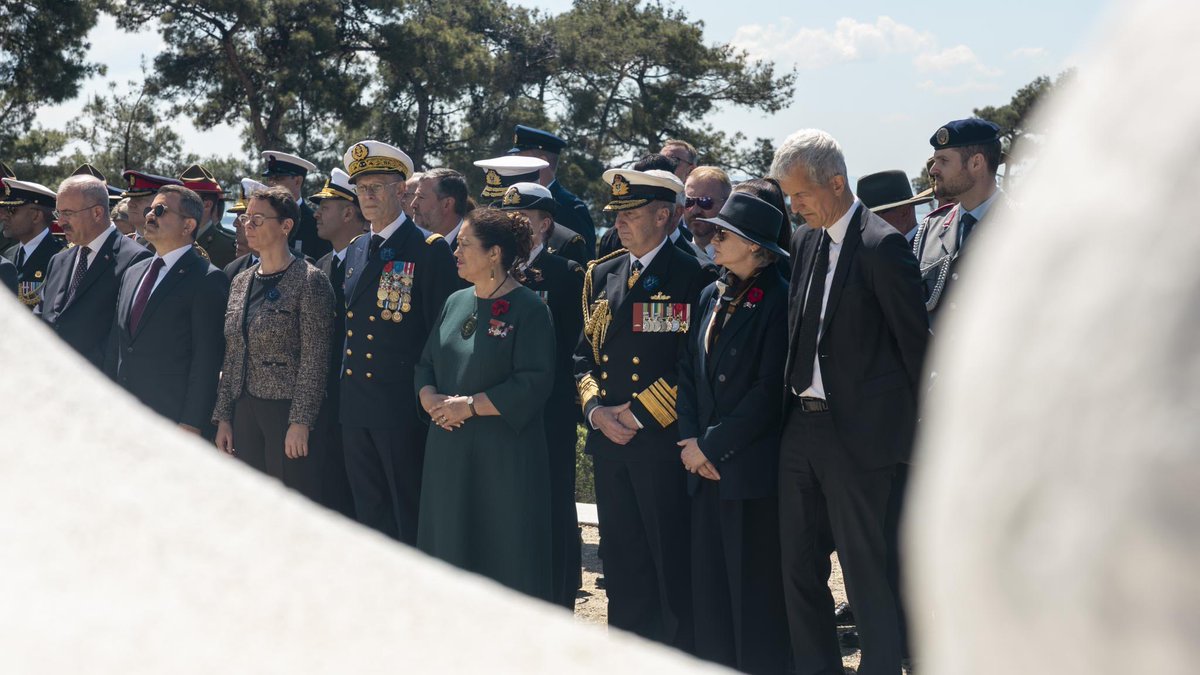 Admiral David Johnston tweet media