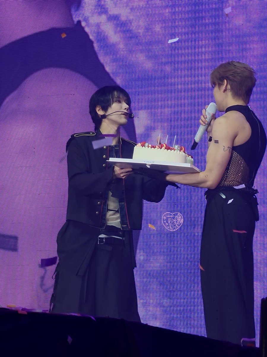 ♡ พีเอส ♡ tweet media