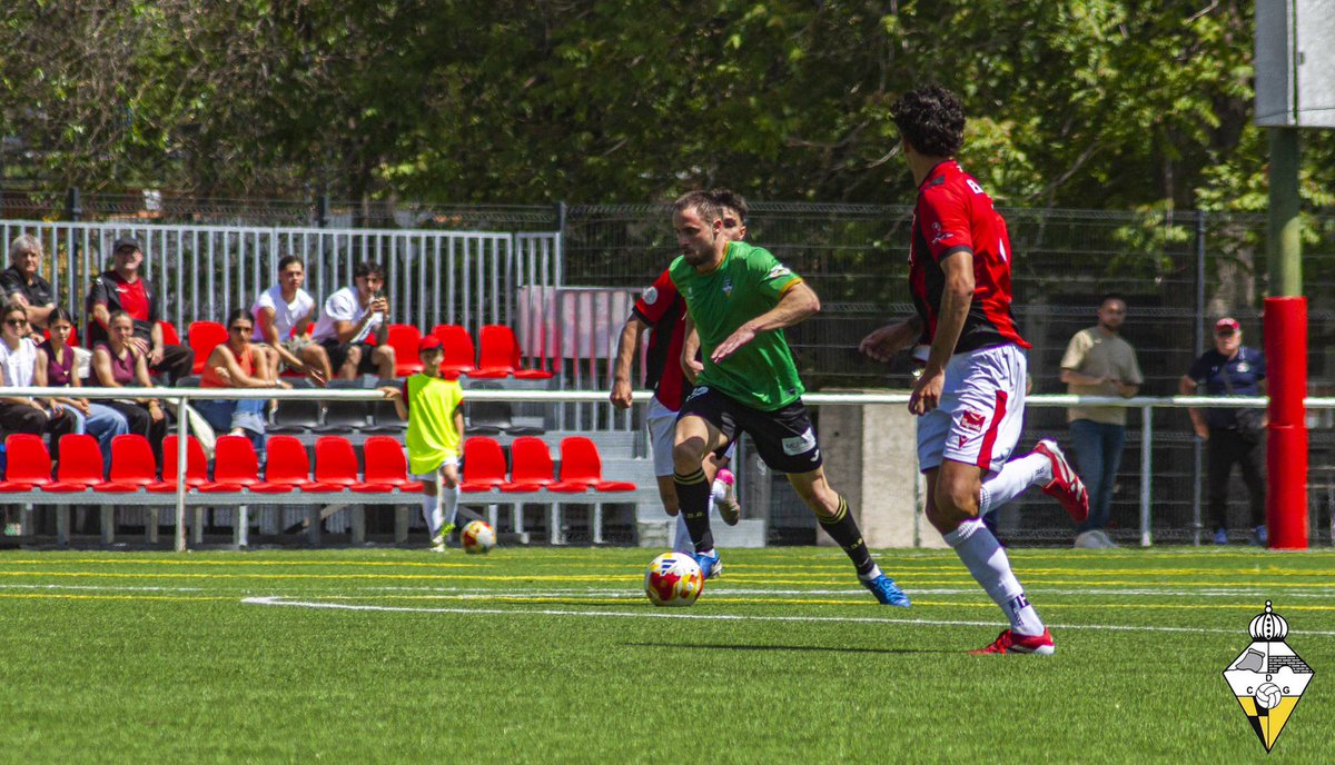 CDGalapagar's tweet image. 📝 PRIMER EQUIPO | JORNADA 32

No pudo ser para nuestro primer equipo en Ganapanes. Los de Javi Zamorano realizaron un buen partido, pero acabaron cediendo los tres puntos.

@UnionAdarve 1️⃣-3️⃣ #CDG

¡QUEDAN DOS FINALES!

#ModestaLocura
#UnPuebloDosColoresUnaIlusión💛🖤