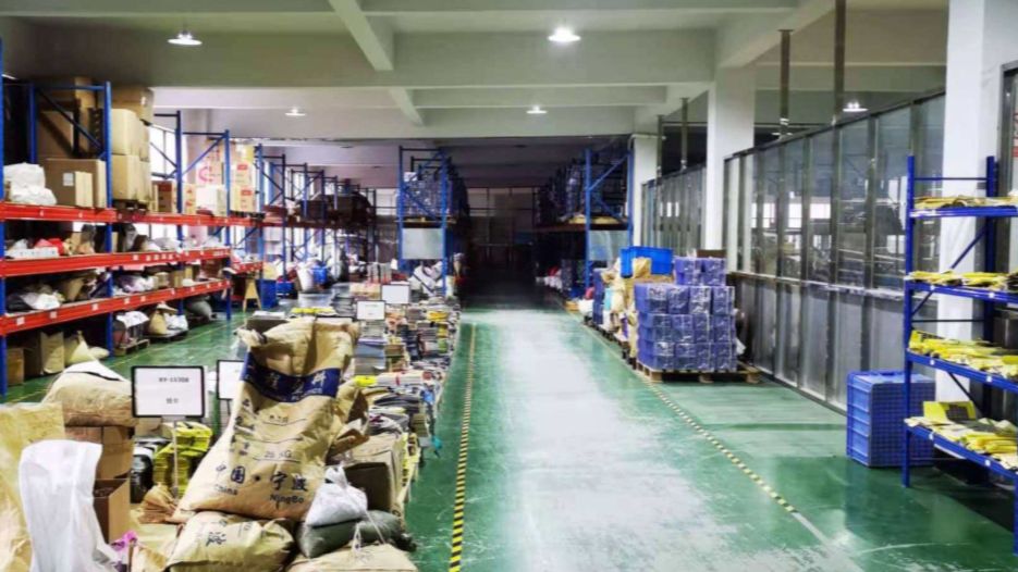 xinyuplastic's tweet image. Every plastic component is crafted with care, from raw materials to finished products. Our team ensures strict quality checks at every stage, delivering durable, precision-made parts you can rely on. #ManufacturingExcellence #PlasticInjectionMolding #MadeToLast