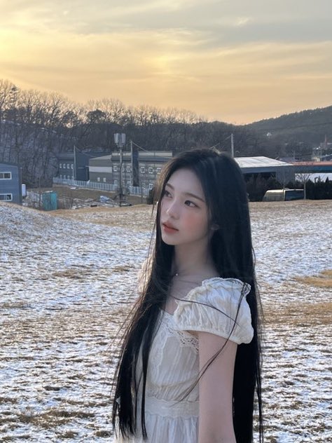 ️️ ️️ tweet media