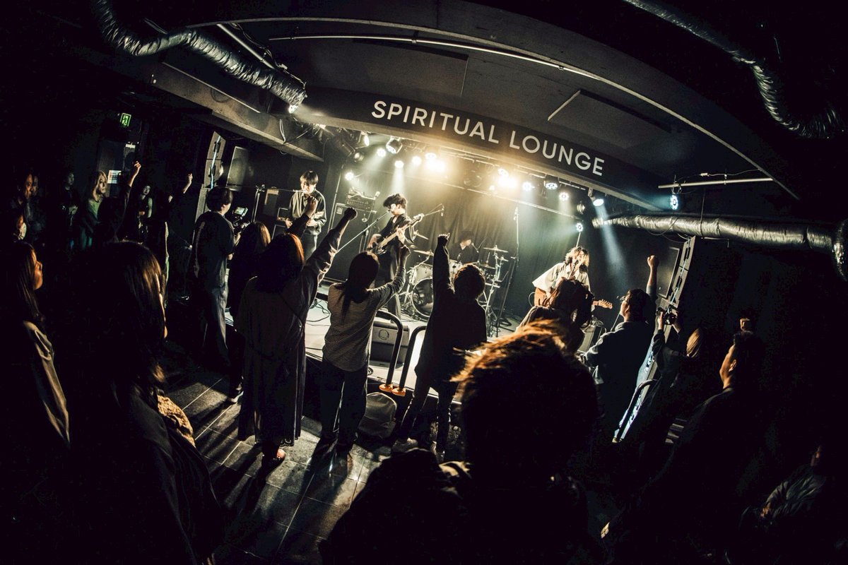 hakua05_JP's tweet photo. 2026/04/26 リリパ札幌編
「僕が動きを止めたなら」
The Cheserasera、Bone Hair Neckを迎えてのスリーマン、ありがとうございました！

1. Re:End
2. MAKE i
3. ブランサイダー
4. 目覚
5. アクアリウム
6. marionnette
7. persona
8. カメラロール
9. Raison
en. 白無垢

photo by @bamboo_inside6 https://t.co/31tsagl5ps