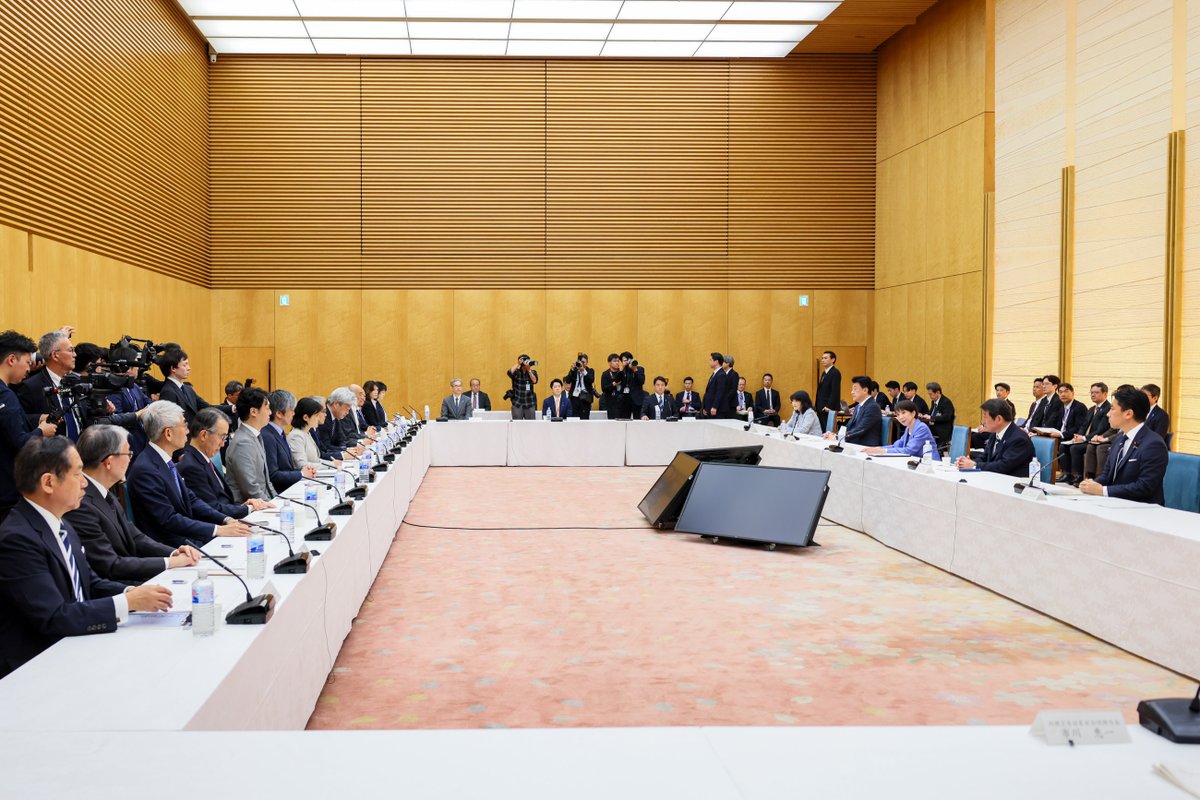 高市早苗 tweet media