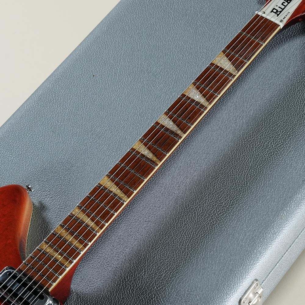 1484shibuya's tweet image. 1966年製、Rickenbacker / 365 Firegloが入荷！！丸みを帯びたエッジが特徴的な本機、ぜひこの機会にご検討くださいませ。 
store.ishibashi.co.jp/view/item/0000…
#Rickenbacker #vintage
