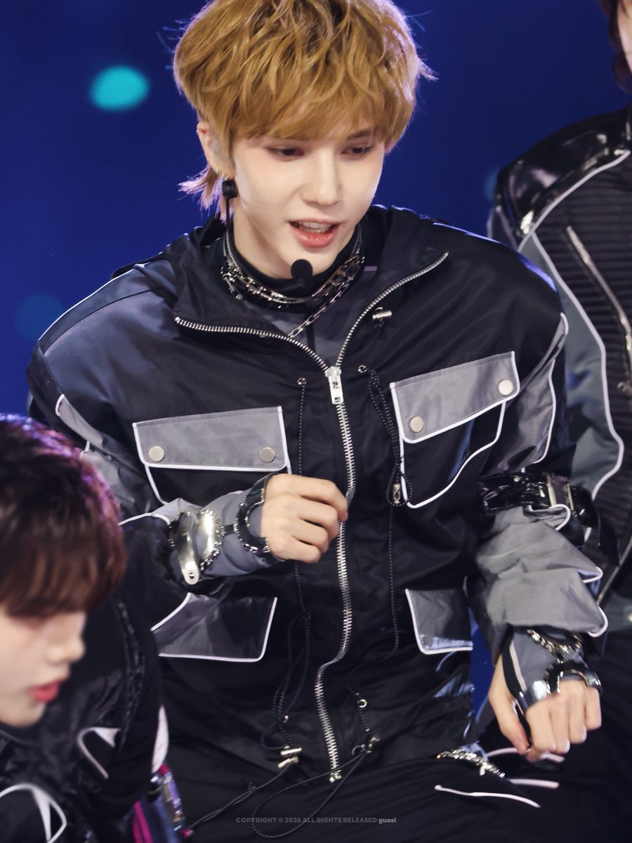 果子__guozi tweet media