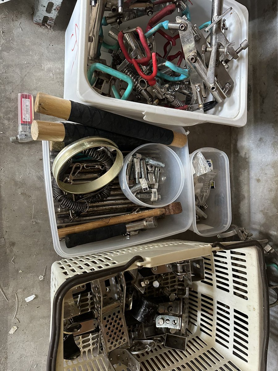 釣具倉庫整理整頓2日目 カオスだったのがやっと見えてきた…😂 あと一