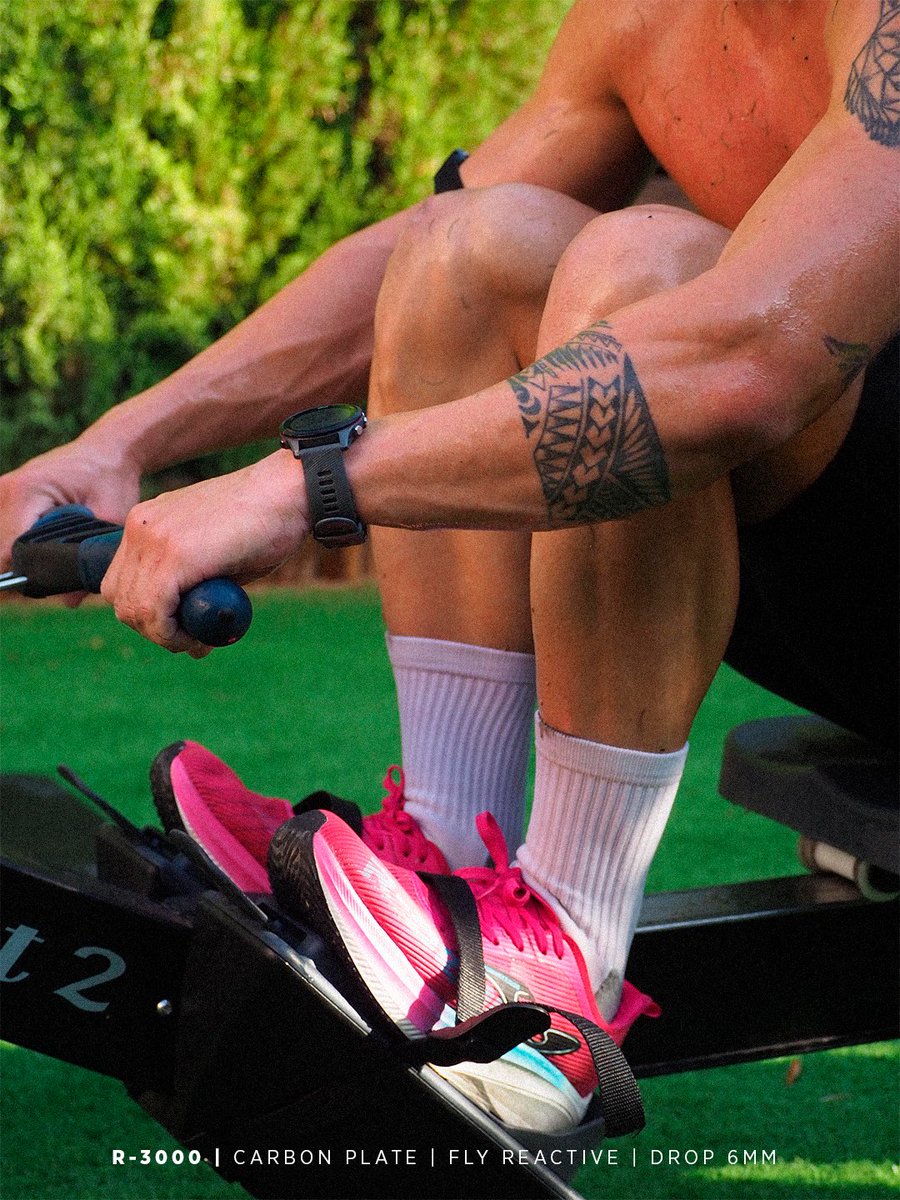 JomaSport's tweet photo. Entrena como compites.
Sin excusas. Sin límites.
La R-3000 te impulsa en cada repetición:
⚡ Placa de carbono
⚡ Fly Reactive
⚡ Drop 6 mm
Ligereza, reactividad y estabilidad para rendir al máximo.
👉🏻 https://t.co/xgP24iQc5E
#JomaSport #R3000 #TrainingHard https://t.co/MwBJW7HMTv