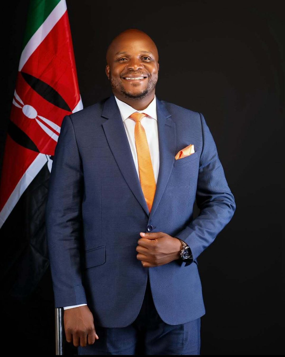 Tuko_co_ke's tweet image. Happy birthday to Nairobi Senatorial aspirant Phelix Odiwuor, popularly known as Jalang’o 🎉

May this new year bring you success, fulfilment, and the achievement of your aspirations.

Photo: Jalang'o (Instagram)

#tukonews #birthday #monday #news