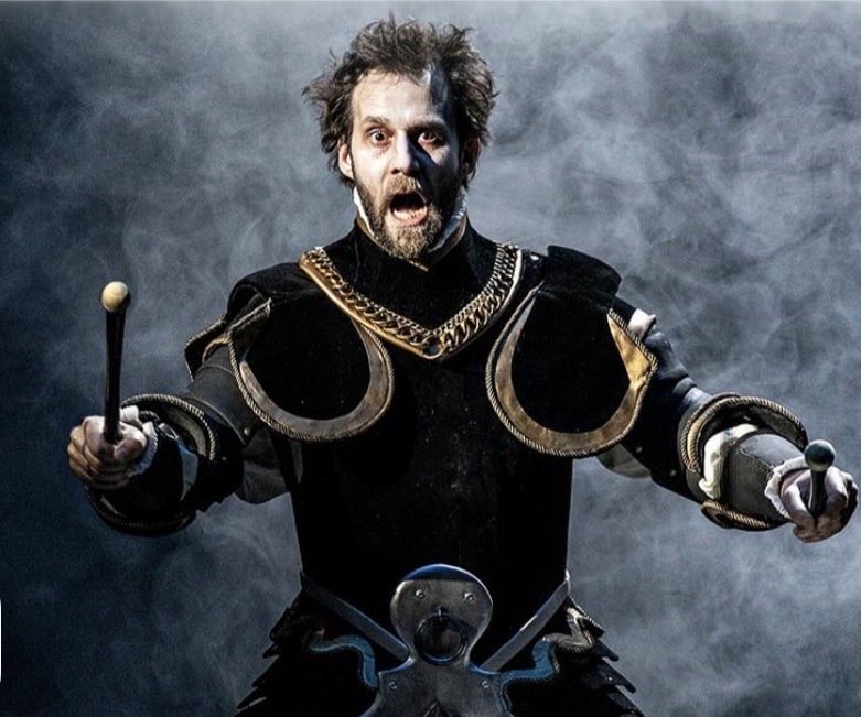 JuneLeighton3's tweet photo. “Nous partîmes cinq cents …”
Le Cid, Acte IV, scène 3 #leCid
Benjamin Lavernhe habité dans une scénographie inoubliable. https://t.co/5KBeG97kTf