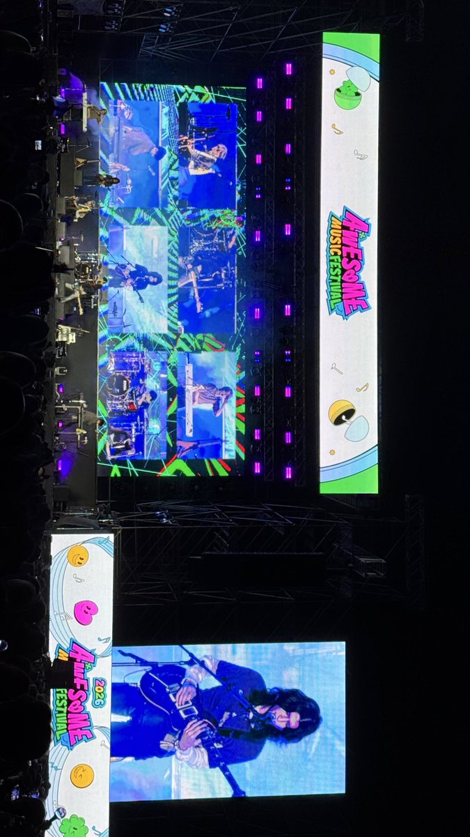 il0ve_0's tweet photo. 페스티벌 조으다❤️‍🩹❤️‍🩹 https://t.co/UZ8BiZpGie