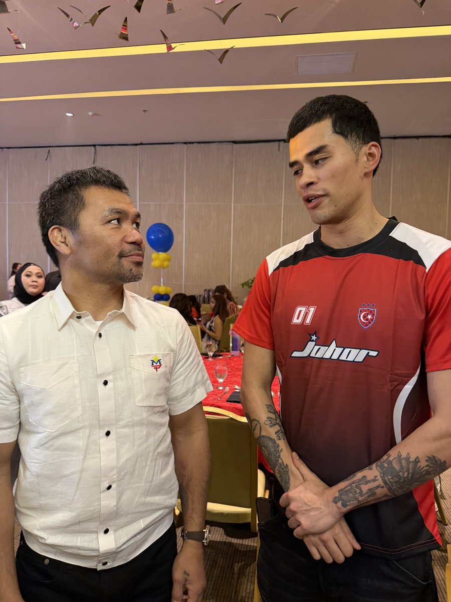 AltSNEAKO's tweet image. Manny Pacquiao was my twitter profile picture in 2015