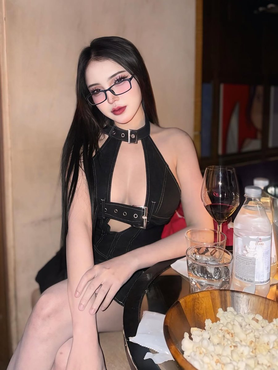 Agnes H. tweet media