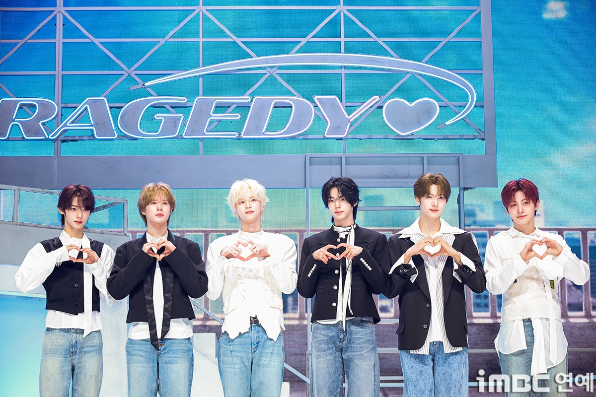 jihoon pics tweet media