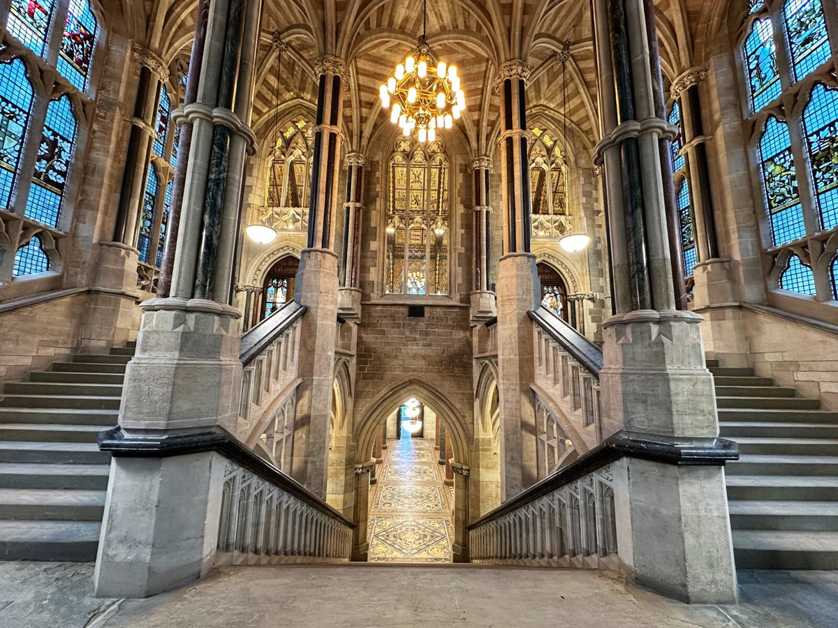 LancashirePics's tweet image. Rochdale Town Hall. 🏰🌹

#Lancashire