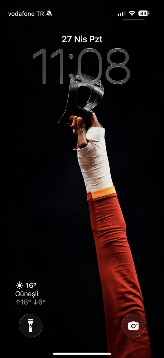 Sen Üzülme tweet media