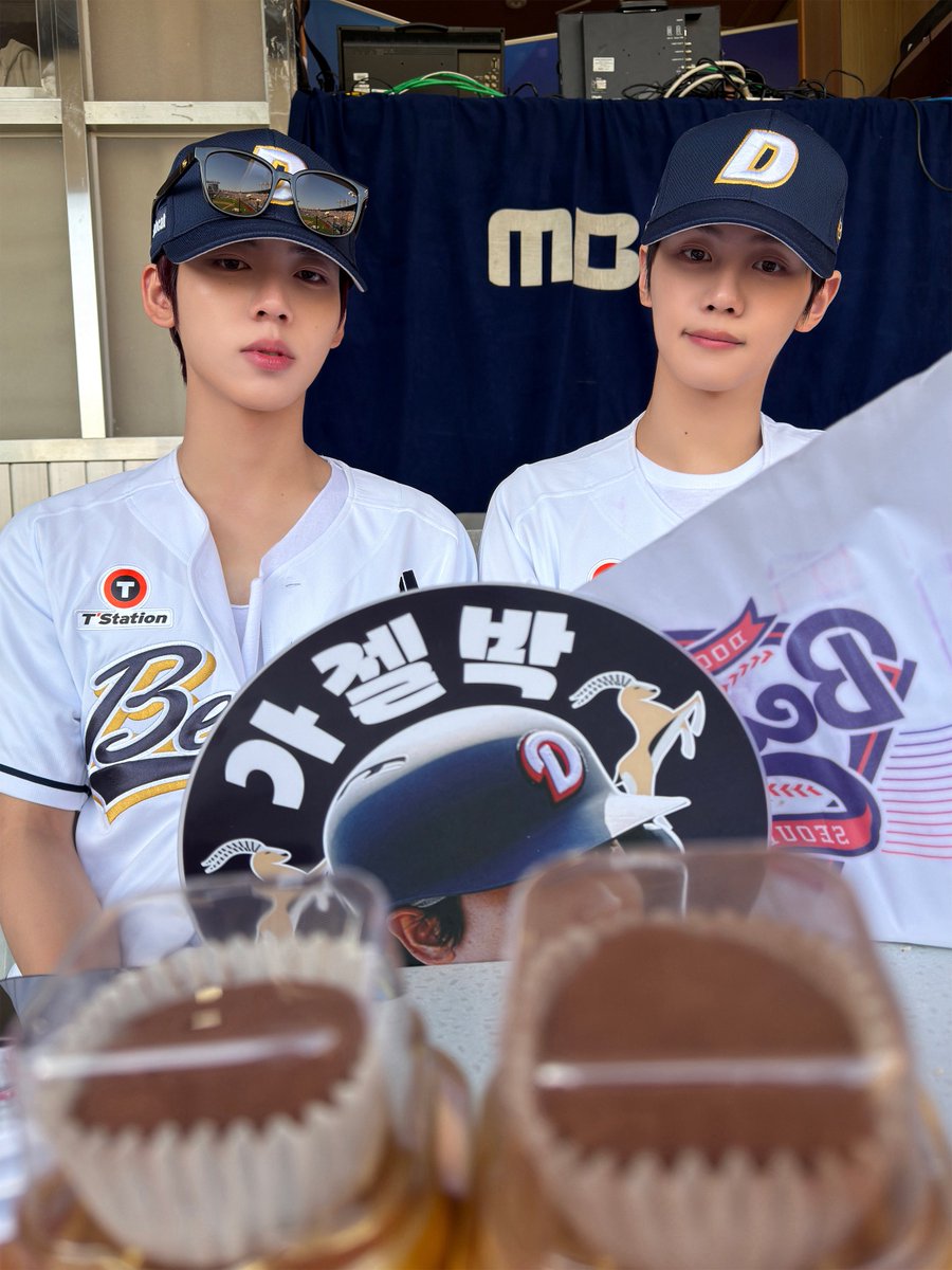 유딩 tweet media