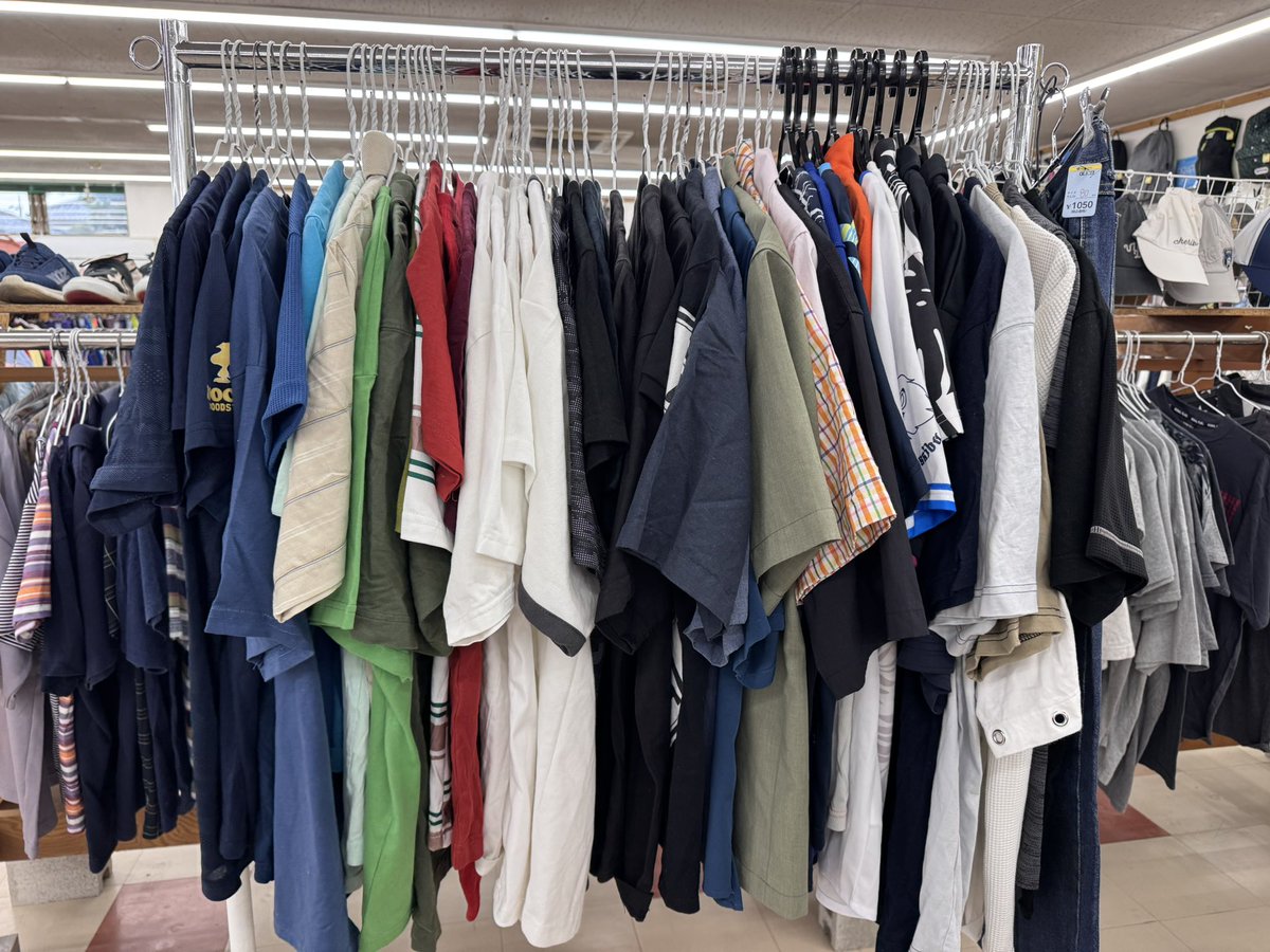 kingfamilyKANTO's tweet image. 【羽生店】
メンズ新商品出しました★

店頭でご覧下さいませ😊

※移送・取り置き対象外
#古着　#キングファミリー羽生店
#リサイクル　#メンズ新商品